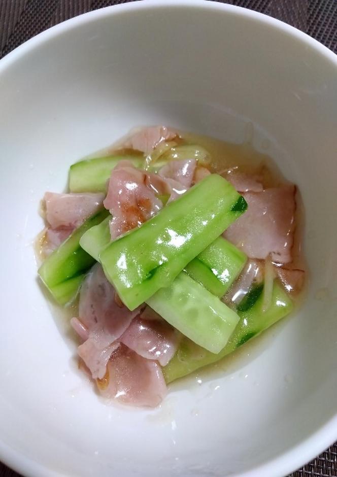 きゅうりとベーコンの中華風炒め